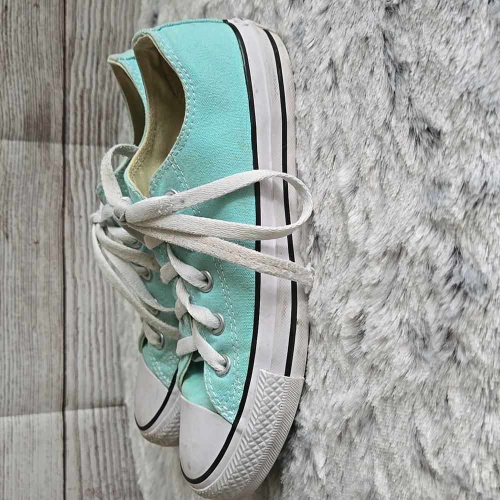 Converse Teal Sneakers, Womens Size 6, Great Condition - Picture 3 of 10